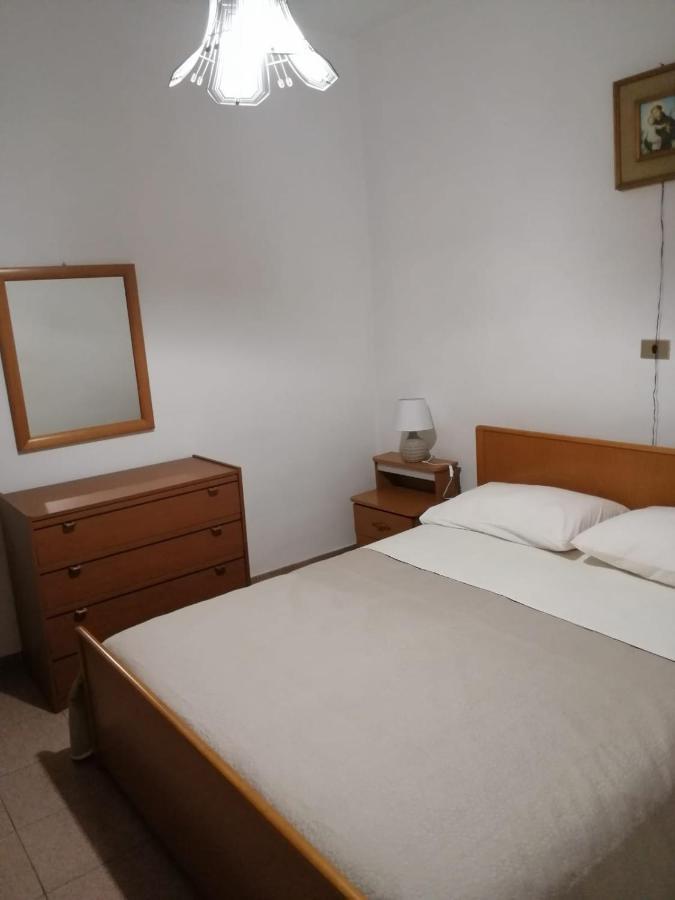 I Trecento Hotel Padula Exterior photo